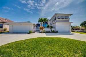 4917 Seville Ct, Cape Coral