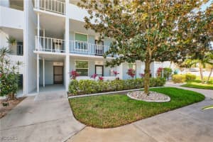 5959 Winkler Rd 118, Fort Myers
