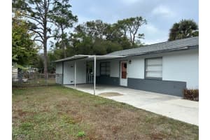 1175 Laurel Dr, North Fort Myers