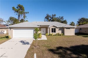 3513 Ne 17th Pl, Cape Coral