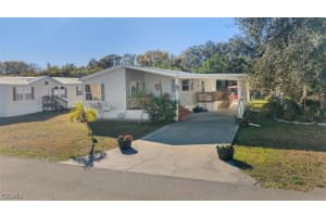 925 Yacht Club Way Nw, Moore Haven