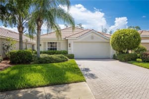 10074 Oakhurst Way, Fort Myers