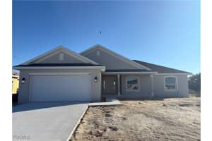 226 Ne 15th Ter, Cape Coral