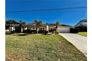 70 Ortona St, Lehigh Acres