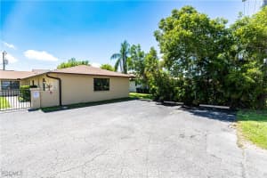 1104 Se 8th St 7, Cape Coral
