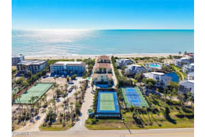 2321 W Gulf Dr 3d, Sanibel