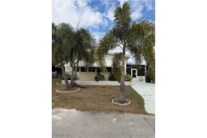 513 Timber Ln S, North Fort Myers