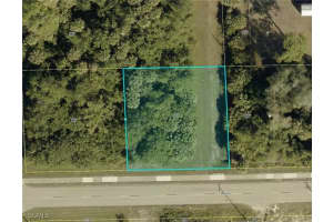 304 W 6th St, Lehigh Acres