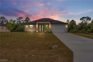 5010 Se Tradewinds Cir, Labelle