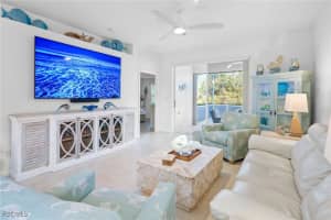 8332 Langshire Way, Fort Myers