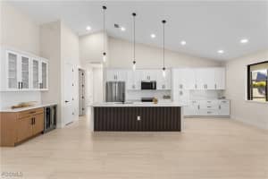 1711 Sw 3rd St, Cape Coral