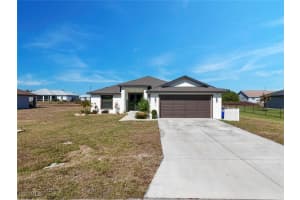 633 Carrillon Ave S, Lehigh Acres