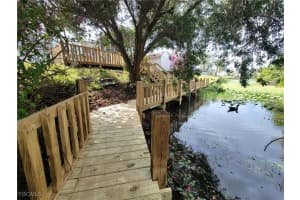 207 Lantern Ln, North Fort Myers