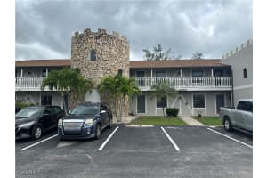 14053 Northumberland Dr 104, Fort Myers