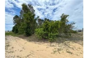 85 Milwaukee Blvd, Lehigh Acres