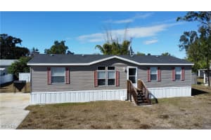 8156 Penny Dr, North Fort Myers 8156 Penny Dr, North Fort Myers