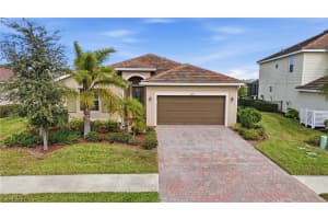 4025 E Hampton Cir, Alva