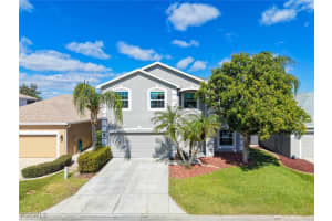 9837 Gladiolus Bulb Loop, Fort Myers