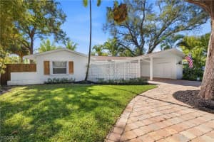 1150 Vesper Dr, Fort Myers
