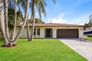 720 Sw 8th Ter, Cape Coral