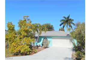 229 Se 46th Ln, Cape Coral