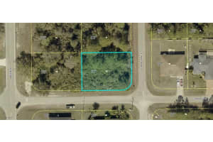 402/404 Limerick Ave S, Lehigh Acres