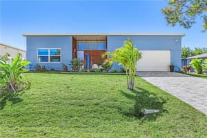 504 Ne 9th St, Cape Coral