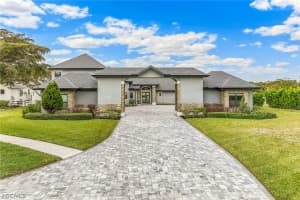 16351 Shenandoah Cir, Fort Myers