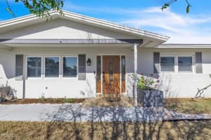 323 Hollywood St, Lehigh Acres