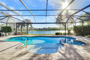 11807 Dixon Dr, Fort Myers