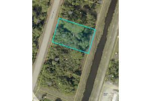 551 Osage Ave S, Lehigh Acres