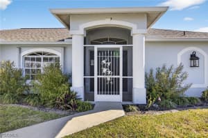 919 Nw 6th Pl, Cape Coral