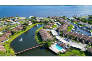 15489 Admiralty Cir 3, North Fort Myers