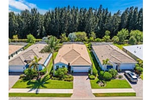 14559 Topsail Dr, Naples