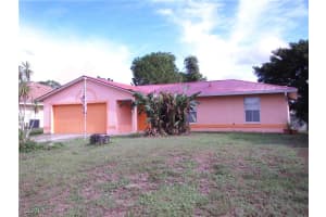 2916 9th St W, Lehigh Acres