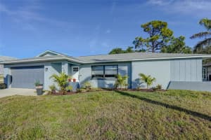 305 Se 14th Ter, Cape Coral