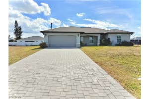 428 Nw 13th Ter, Cape Coral
