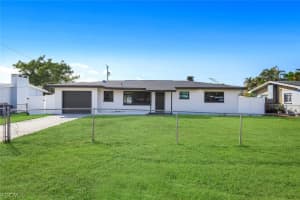 1389 Pine Ave, North Fort Myers