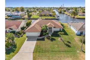 228 Se 31st Ter, Cape Coral