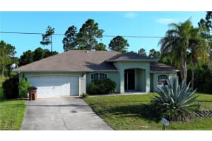 1130 Bari St E, Lehigh Acres