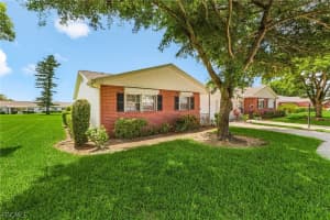 6907 Birdie Way, Fort Myers