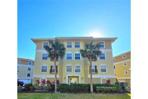10061 Lake Cove Dr 302, Fort Myers