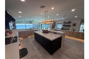 3907 Se 21st Pl, Cape Coral