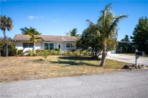 1280 Sunrise Dr, North Fort Myers