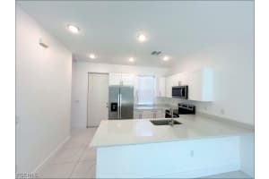 672 Chemstrand St E, Lehigh Acres