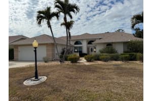 14920 Bald Eagle Dr, Fort Myers