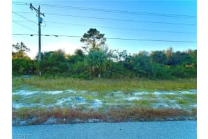 426 Mcarthur Blvd, Lehigh Acres