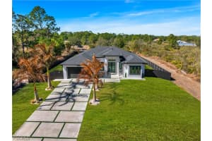 1707 Congress Ave, Lehigh Acres