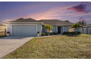 318 Nw 4th St, Cape Coral 318 Nw 4th St, Cape Coral