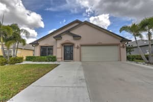 15613 Beachcomber Ave, Fort Myers